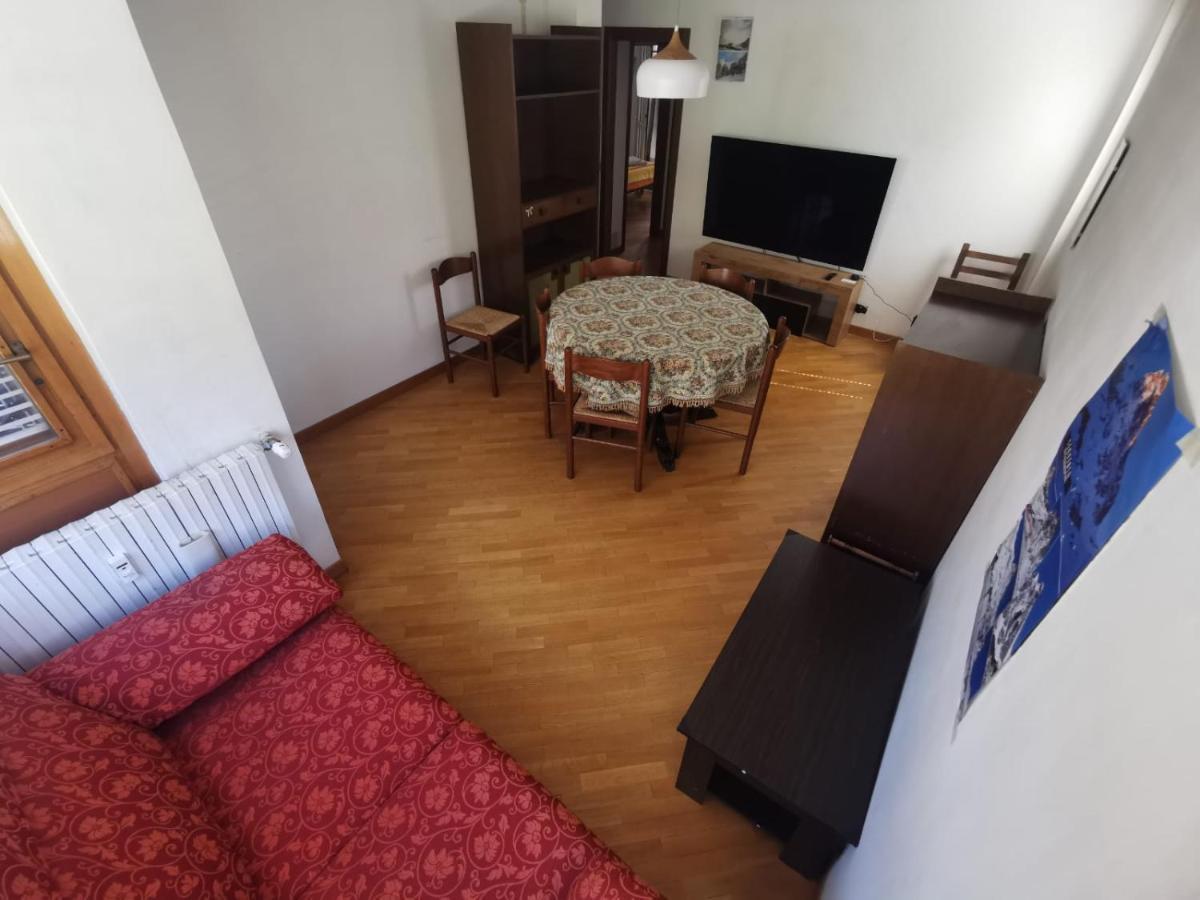 Homey Apartment In The Heart Of Cervinia ブレウイル・チェルヴィナイア エクステリア 写真