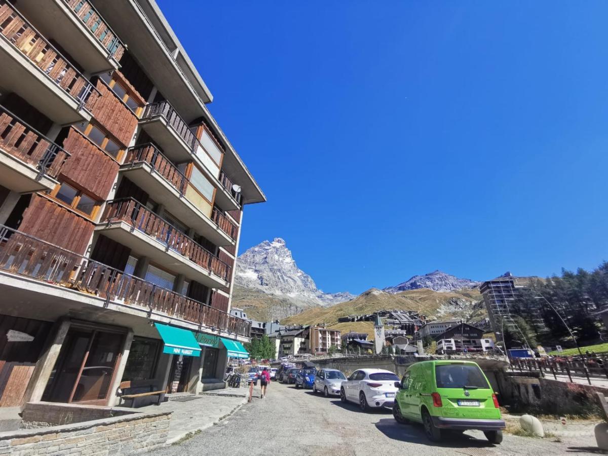 Homey Apartment In The Heart Of Cervinia ブレウイル・チェルヴィナイア エクステリア 写真
