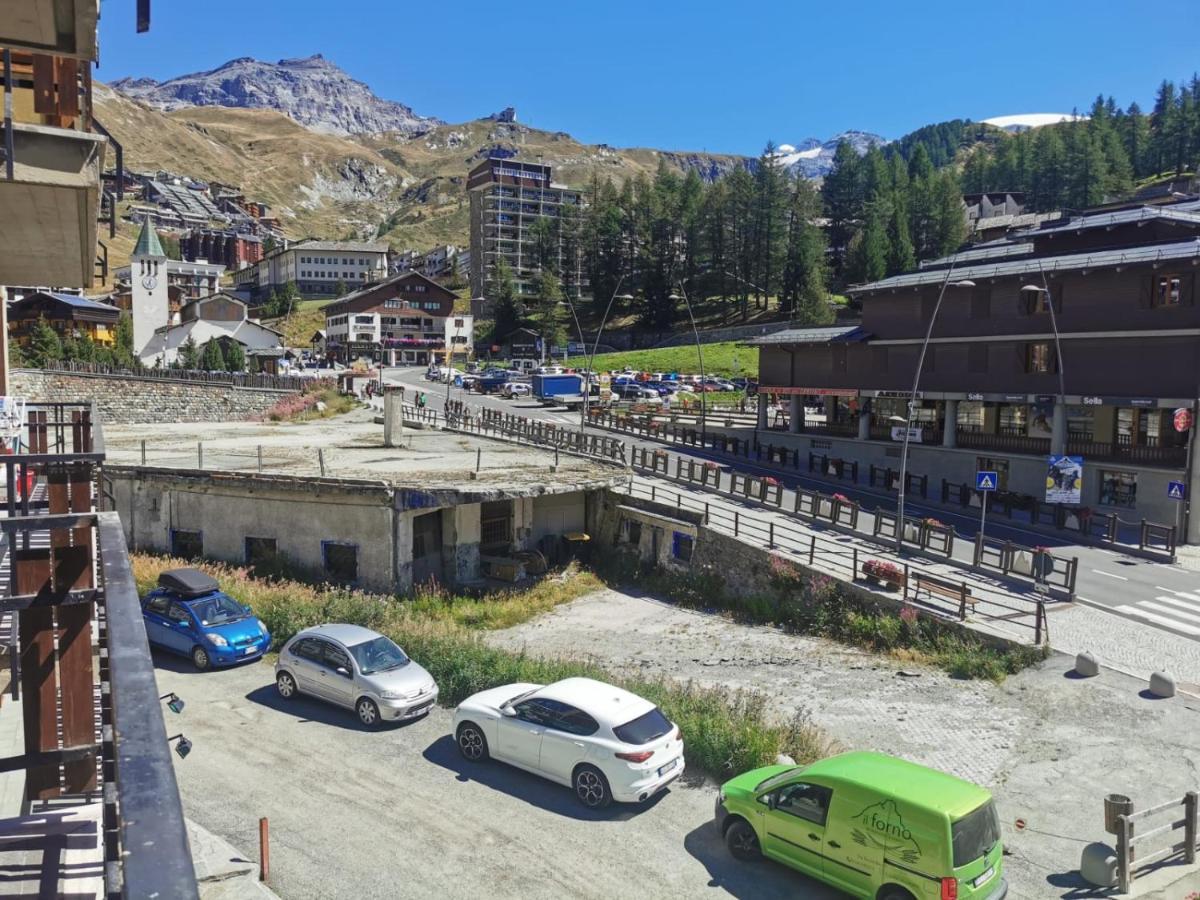 Homey Apartment In The Heart Of Cervinia ブレウイル・チェルヴィナイア エクステリア 写真